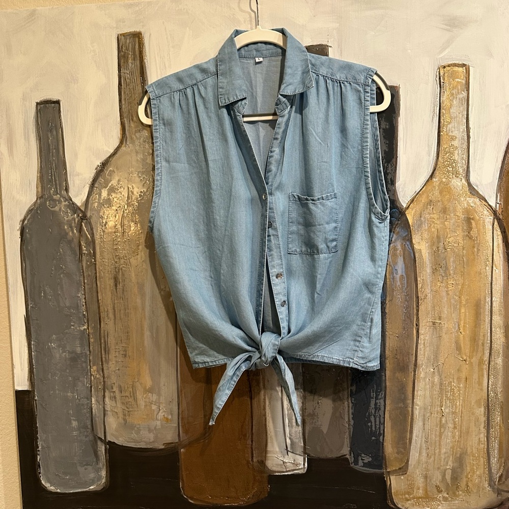 Sleeveless Denim Chambray NWOT Tie-Front Shirt